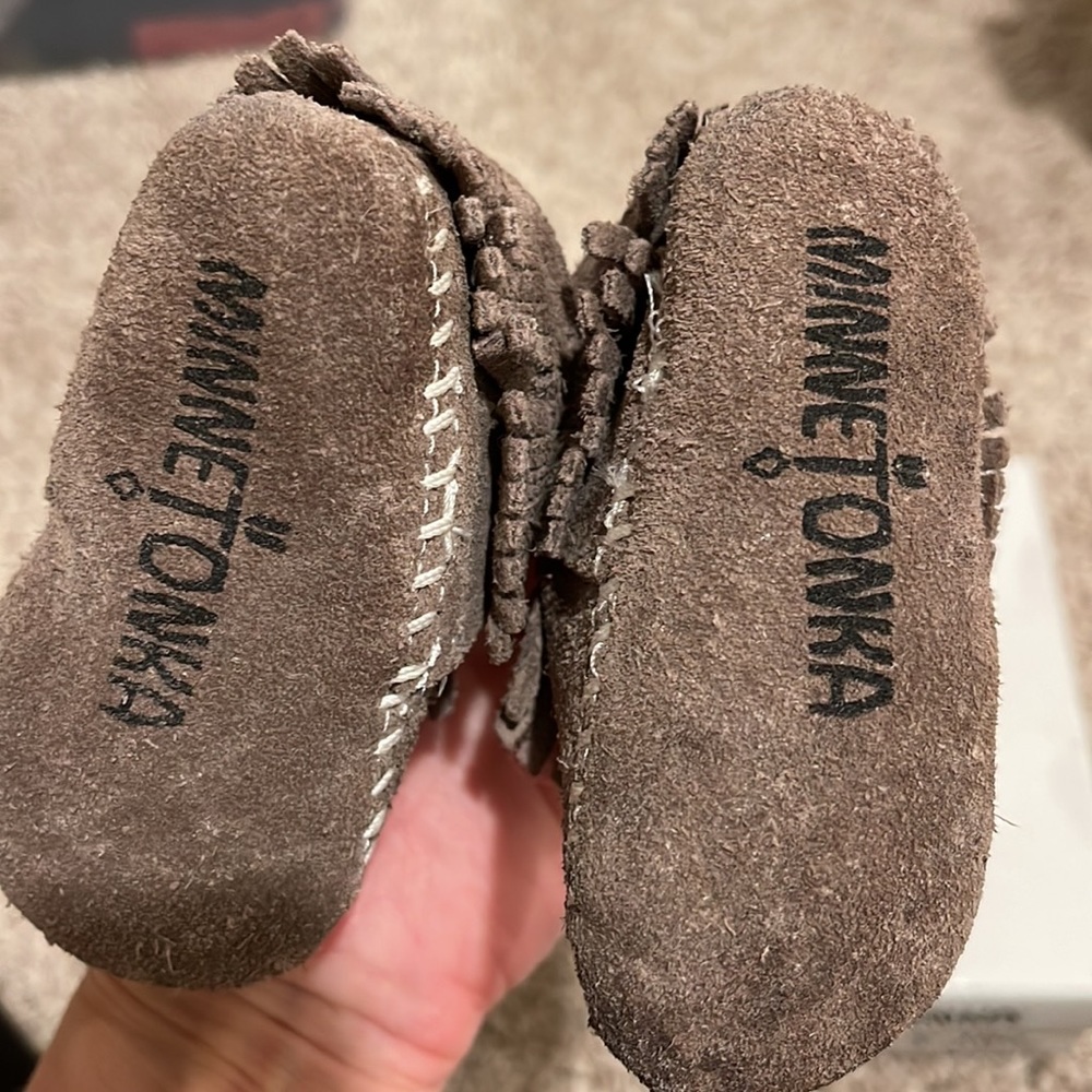 Minnetonka Riley Bootie - Picture 2 of 3